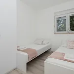 Ferienhaus Holiday Home Imotski 04 *