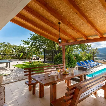 Cozy Home In Imotski With Wifi